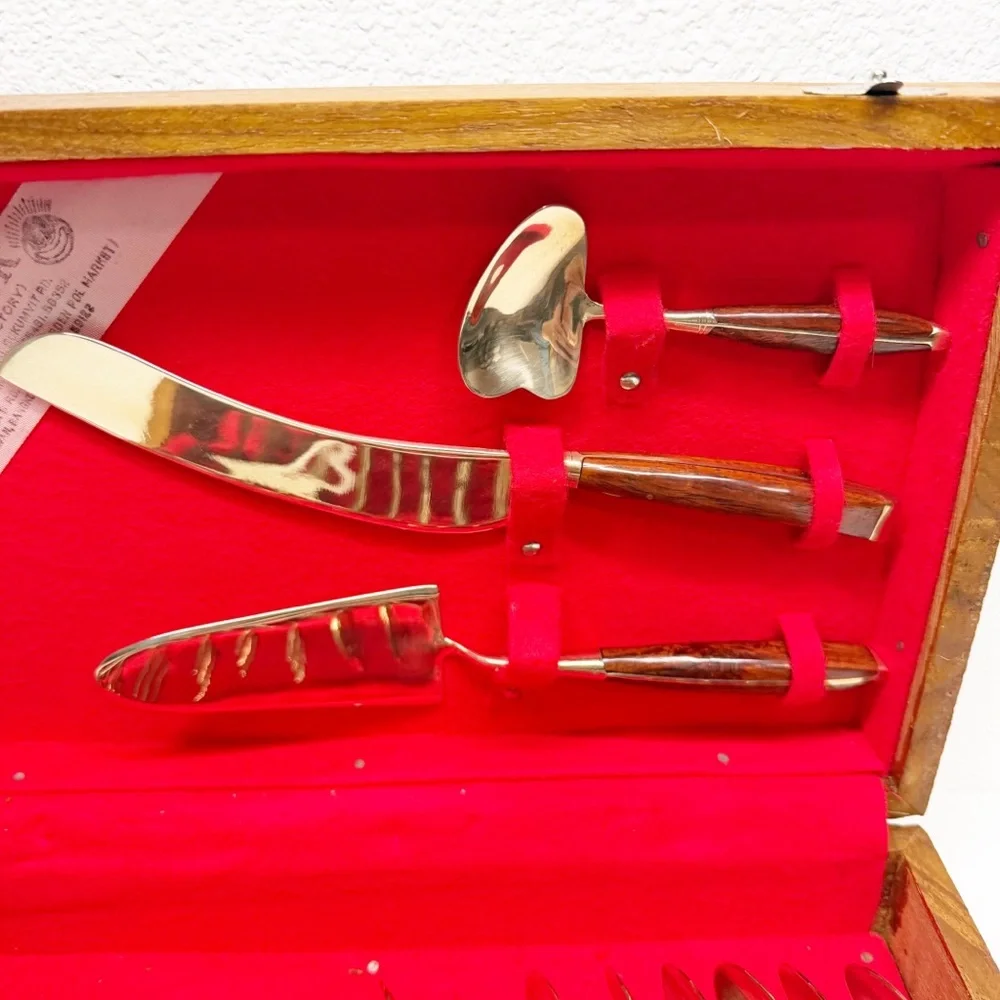 Vintage Bangkok Jewelry Factory Gold Tone Wood Handle Hor D’oeuvres Flatware Set
